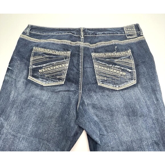 Maurices Denim Capris Heavy Stitch Embroidery Bling Pockets Women's Size 24 - Picture 6 of 16